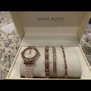 Anne klein New York Ceramic Bracelet Watch Set